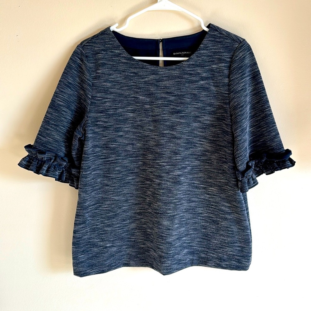 Banana Republic Heather Navy ruffled sleeve blouse. Size medium.